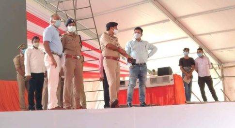 आयुक्त व आईजी ने किया मुख्यमंत्री कार्यक्रम स्थल का निरीक्षण