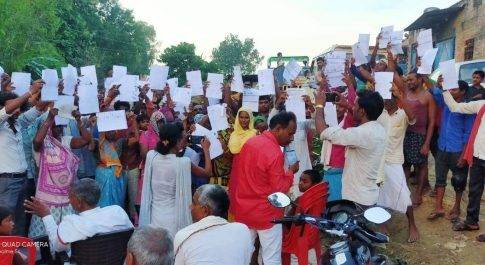 पूर्तिनिरक्षक के रहमोकरम से फलफूल रहा है कोटेदार ,न जाने कहाँ सोए है जिलापूर्ति अधिकारी