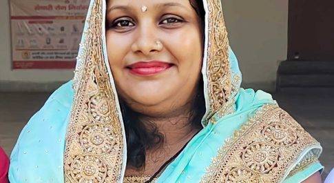 भाजपा महिला मोर्चा की जिलाउपाध्यक्ष ने महिलाओं को छठ पर्व पर दी शुभकामनाएं