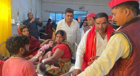 82 वर्ष के हुए मुलायम, बहराइच में रक्तदान कर सपाइयों ने मनाया जन्मदिन।