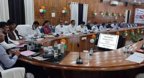 रोल प्रेक्षक आयुक्त देवीपाटन मण्डल ने की पुनरीक्षण कार्य की समीक्षा