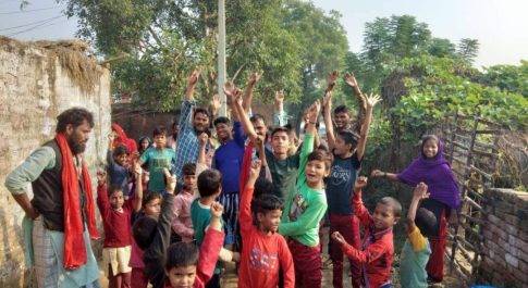 विकास कार्यो से वंचित है ग्रामीण ,15 वर्षो से भय में गुजर रही जीवन