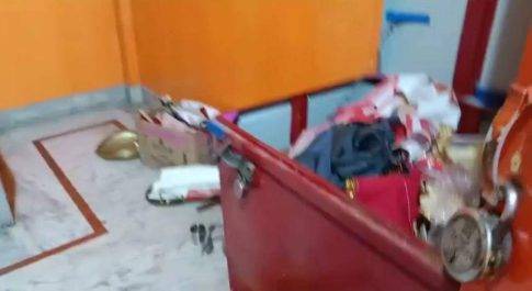 मिहींपुरवा के सबसे प्राचीनतम श्री राम जानकी मंदिर में बीती रात हुई चोरी*