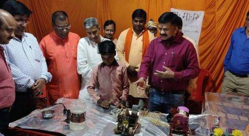 दीपावली मेला में आयोजित हुआ कवि सम्मेलन