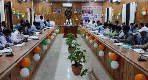 डीएम की अध्यक्षता में सम्पन्न हुई पुनरीक्षण कार्य की समीक्षा बैठक