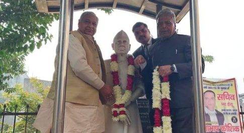 बार एसोसिएशन गाजियाबाद द्वारा भारतीय जनता पार्टी के माननीय एमएलसी दिनेश गोयल व भाजपा के महानगर अध्यक्ष श्री संजीव शर्मा का किया गया भव्य स्वागत