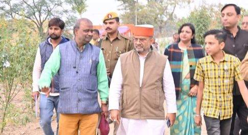 ब्लाक तेजवापुर के ग्राम जादौपुर में आयोजित हुई कृषक गोष्ठी/मेला मुख्य अतिथि रहे विधायक महसी सुरेश्वर सिंह