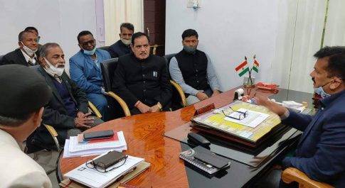 डीएम के समक्ष पहुॅचा तहसील कैसरगंज का प्रकरण सी.आर.ओ. को सौपी गयी प्रकरण के पटाक्षेप की जिम्मेदारी