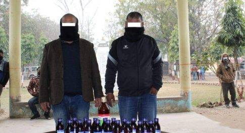नेपालगंज पुलिस ने भारी मात्रा में नशीली दवाएं के साथ दो नेपाली तस्करों को किया गिरफतार