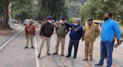 निर्वाचन तैयारियों की डीएम ने की समीक्षा चाक, चौबन्द व्यवस्था सुनिश्चित कराये जाने के दिये गये निर्देश