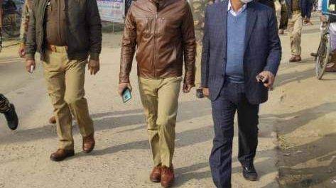 एसडीएम पयागपुर व सीओ ने क्षेत्र में किया रूटमार्च