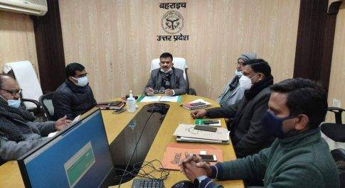 मतदान कार्मिकों का प्रथम रैण्डमाईजे़शन सम्पन्न