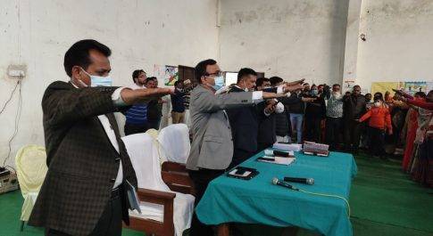 शत-प्रतिशत मतदाताओं तक मतदाता पर्ची पहुॅचाएं बूथ लेबिल अधिकारी डीएम