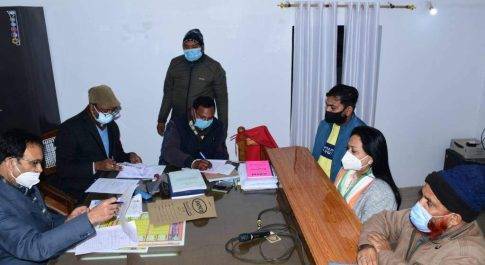नामांकन के अन्तिम दिन 34 प्रत्याशियों द्वारा दाखिल किये गये नामांकन पत्र