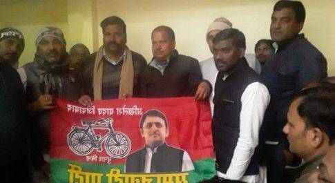 समाजवादी पार्टी के प्रत्याशी क्रष्ण कुमार ओझा का हुआ जनसम्पर्क तेज