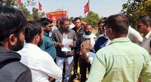 तीसरे दिन भी रुका रहा रेल कॉरिडोर का काम, कल किसान सभा के साथ प्रशासन करेगी वार्ता