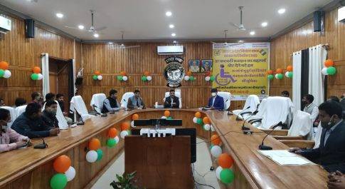 जनपद के 1458 बूथों पर होगी वेबकास्टिंग वेबकास्टिंग कार्य के लिए प्रशिक्षित किये गये सुपरवाईज़र्स