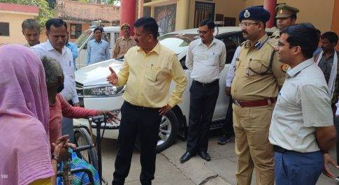 डीएम व एसएसपी ने तहसील सदर बहराइच का किया औचक निरीक्षण साफ-सफाई, अभिलेखों, पत्रावलियों का रख-रखाव का लिया जायजा