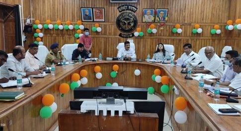 सम्भावित बाढ़ की कार्ययोजना शीघ्र उपलब्ध करायें विभाग: डीएम