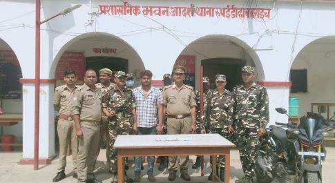भारत नेपाल सीमा पर 50 लाख की स्मैक व बाइक सहित एक तस्कर को गिरफ्तार