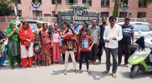 पाईप लाईन डालने की मांग