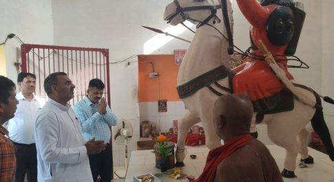 केन्द्रीय राज्यमंत्री ने किया महाराजा सुहेलदेव स्मारक स्थल का निरीक्षण