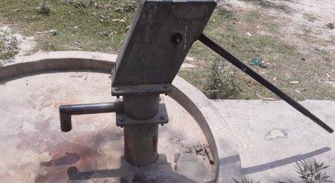पेय जल के संकट से जूझ रहे लोग जिम्मेदार अधिकारी मौन