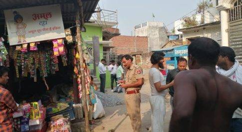 मोहल्ला दरगाह शरीफ में धन कुबेरों के घर में बिजली विभाग मॉर्निंग मास रेट टीम की छापेमारी