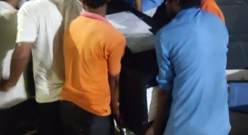 रविवार को हुई सड़क दुर्घटना के 4 घायलों को डिस्चार्ज कर  वायुयान के माध्यम से उनके गन्तव्य तक पुहॅचाया गया