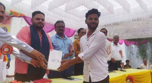 पालीटेक्निक के 205 छात्र-छात्राओं को वितरण किया गया टैबलेट