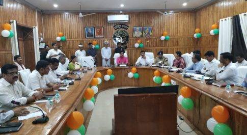 बहराइच DM के कुशल नेतृत्व में अपने दायित्वों का निर्वहन भली प्रकार से कर रहे हैं जनपद के अधिकारी : श्रम मंत्री