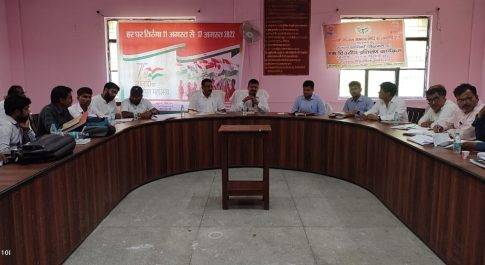 पीएम किसान पोर्टल पर अभिलेखों को अपलोड करने हेतु प्रशिक्षित किये गये राजस्व कर्मी