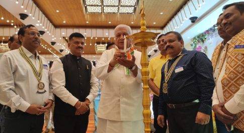 रोटरी क्लब का 56वां शपथ ग्रहण एवं सम्मान समारोह सम्पन्न  राज्यपाल केरल आरिफ मोहम्मद खान रहे समारोह मुख्य अतिथि