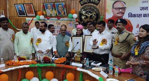 शिक्षक दिवस पर सम्मानित हुए जिले के शिक्षक, मुख्यमंत्री के कार्यक्रम का हुआ सजीव प्रसारण