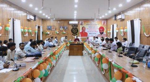 पीएम किसान डाटा फीडिंग कार्य 14 सितम्बर तक पूर्ण कराया जाय: डीएम