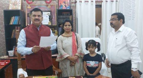 गो संरक्षण हेतु मुख्यमंत्री व डीएम के प्रयासों से प्रेरित होकर परिवार ने दान किया हरा चारा