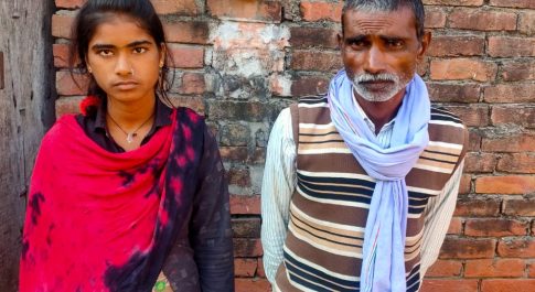 दबंगों ने दलित लड़की संगीता को पीटा