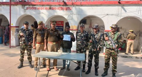 60 लाख रुपये की स्मैक बरामद,एक तस्कर गिरफ्तार ,संयुक्त टीम के प्रयास से मिली सफलता
