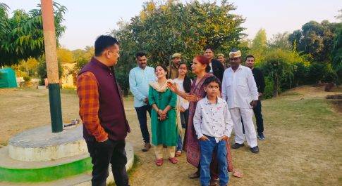 डीएम डॉ. दिनेश चन्द्र ने किया स्वर्ण जयन्ती पार्क रिसिया का भ्रमण