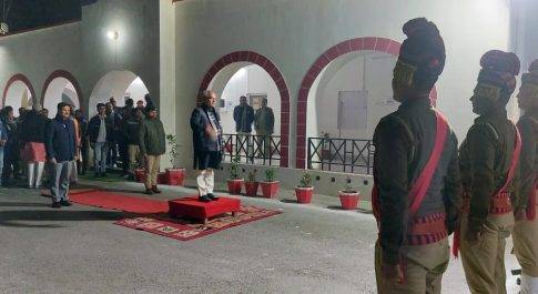 केन्द्रीय कृषि मंत्री नरेन्द्र सिंह तोमर ने अधिकारियों के साथ की भेंट