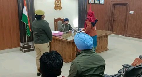 जनता दर्शन मे पुलिस अधीक्षक द्वारा सुनी गई जन समस्याए