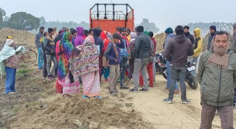 हाईवे के निकट नवनिर्मित बाईपास पर मिला एक युवा का शव