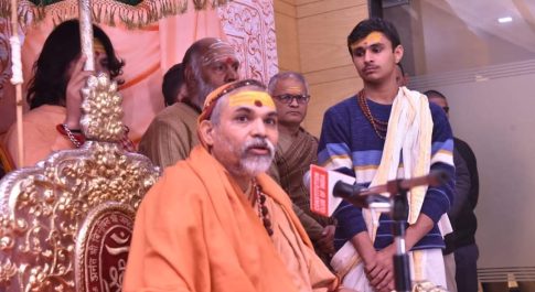जोशी मठ में लगातार भू धसाव हो रहा है जिससे पूरे जोशी मठ में जमीन धस रहीं हैं
