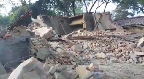  31मकानों पर चला बुलडोजर, दर्जनों लोग कड़ाके ठंड में हुए बेघर