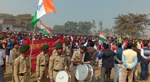 नेता जी की जयंती पर डिप्टी कलेक्टर ने सड़क सुरक्षा को लेकर निकाली प्रभातफेरी