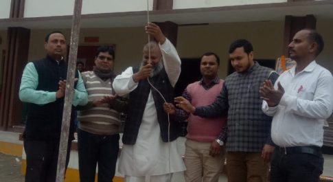 आलमाइटी पब्लिक इंटरमीडिएट कालेज में  धूमधाम से मनाया गया बसंत पंचमी तथा गणतंत्र दिवस