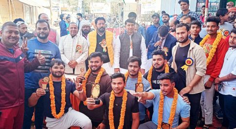 पावर लिफ्टिंग प्रतियोगिता में बृजमनगंज ने बाजी मारी , 218kg डेडलीफ्ट में बृजमनगंज को मिला गोल्ड