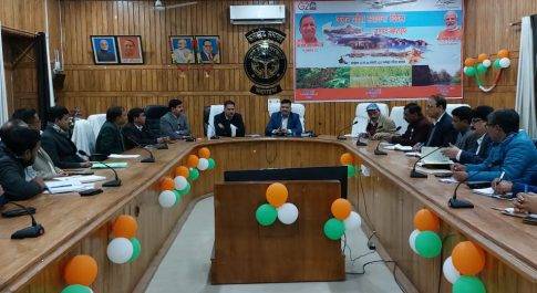 गोआश्रय स्थल हेतु शासन द्वारा नामित नोडल अधिकारी ने जिले के अधिकारियों के साथ की बैठक