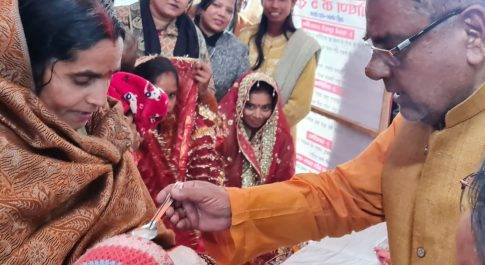 उत्तर प्रदेश स्थापना दिवस पर विभिन्न विभागों ने सजाये प्रदर्शनी स्टाल
