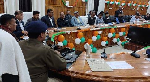 उद्यमियों की समस्याओं का समयबद्धत्ता के साथ हो निस्तारण: डीएम